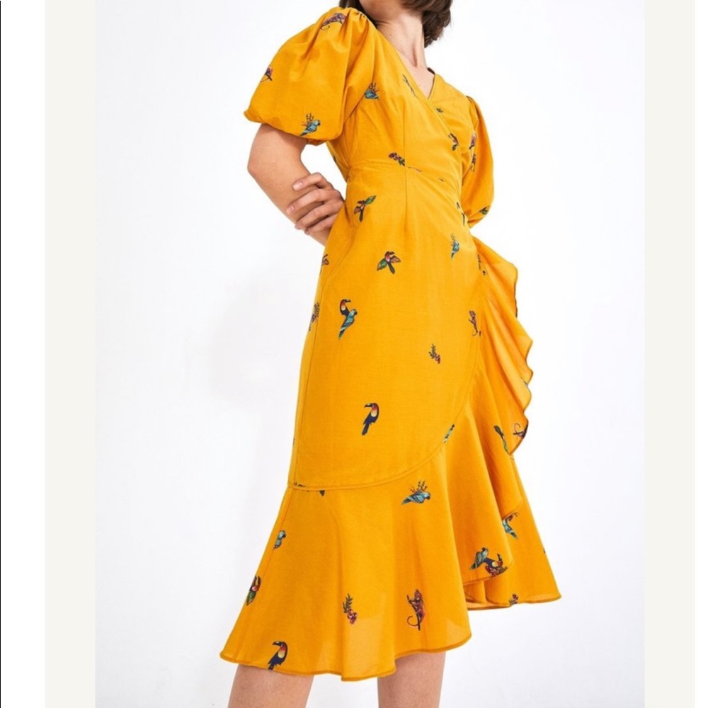 Jungle Tucanos Wrap Midi Dress